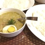 タイ風カレー スリヨタイ - グリーンカレー