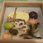 京料理 萬長 - 京都らしい盛り付け