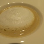 レストラン マヴィ - キノコのスープ