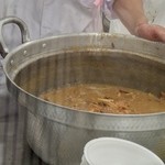 スタミナ苑 - 煮込みの鍋、うわぁ、美味しそう