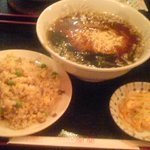 蘭蘭 - ラーメンチャーハン定食680円