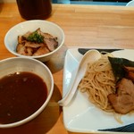 濃厚魚介らぅ麺 純 - 豚骨魚介つけ麺200g730円