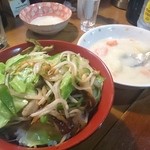 居酒屋秀ちゃん - わがままメニュー！野菜炒め丼！&シチュー！