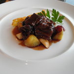 パサージュ 琴海 - 和牛テール赤ワイン煮込み