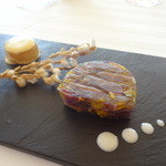 テラコヤ - 秋刀魚と菊花のテリーヌ、馬鈴薯のスモーク添え