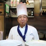 Grill maruyoshi - 店主　渡邉治雄さん