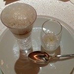 レフェルヴェソンス - 北の国から〜ズワイ蟹、イクラ、根セロリ／コンプチャ、お酒