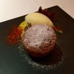 レフェルヴェソンス - お友達のデセール-心も体も温まる〜ショコラノワールのモワルーと寺田本家懐古酒のアイスクリーム、バナナ、伊予柑のムース、ピモンデスブレット