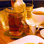八十八夜 - セットの紅茶(ホット)とホットコーヒー