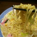 リンガーハット - 料理・ちゃんぽん・野菜たっぷりチャンポン 730円 (2015年10月)