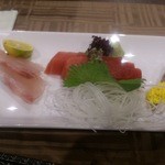 秋田料理 きりたんぽ - 刺身三点盛り