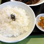 麗華 - ２０１５／１１　ランチのご飯＆香の物