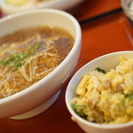 中国菜館 桃の花 - フカヒレラーメン半チャーハンセット1250円