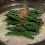 もつ鍋 やましょう - もつ鍋・味噌(1,130円)