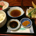 Satsuki - 日替り。刺身と天ぷら。700円。