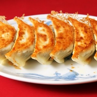 ぎょうざの笑平_0