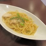 ダイニングカフェ ロッコ - 本日のパスタ（ぺぺロンチーノ、鷹の爪抜き）