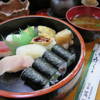 冨すし - 「にぎり寿司ランチ 780円」11/04(水)