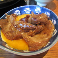 豚捨 KITTE丸の内店 - お肉は柔らかくて美味！