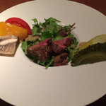 洋食 泉 - レバーのサラダ