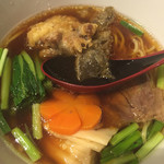 藤吉 - すっぽんの唐揚げ、牛肉と野菜のラーメン