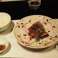 ぎんざ 一二岐 - かつおのわら焼き