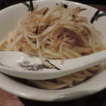 カラシビつけ麺　鬼金棒 - つけ麺の麺（400g）