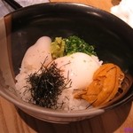 銀座魚勝 - 雲丹のせ卵かけごはん