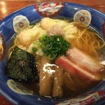 支那そば 八雲 - 2015年11月白だし+黒だしのハーフのハーフ　900円