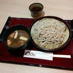 そばうどん花旬庵 - 鴨つけ特盛りせいろ（1026円）。「特盛」という言葉に惹かれて入ってしまいました。