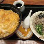 Izumo Soba - 【カツ丼　８３０円】(出雲蕎麦付き)