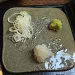 そば遊歩 - 薬味　もっと山葵を～