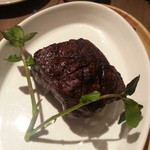 熟成和牛ステーキ グリルド エイジング・ビーフ - ランプ　200グラム