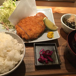 MORI-MESHI 小田原 - さがみあやせ豚のロースカツ定食