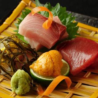 ～四季折々の料理を旬の食材で～目で見て、舌で楽しむお料理。