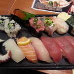 Kaisen Dokoro Sushi Tsune - 満足にぎり