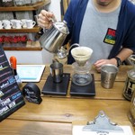 LiLo Coffee Roasters - ドリップ中♪