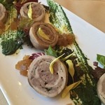 カーサ・デル・チーボ - ロートロにした雉胸肉のティエピドと そのコンソメゼリー ほうれん草のパッサートと