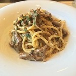 カーサ・デル・チーボ - キタッラ 雉腿肉とレバーのラグー