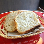 オステリア・オ・ジラソーレ - 自家製パン