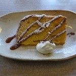Cafe mjuk - 焦がしキャラメルのシフォンケーキ