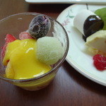 パークサイドカフェ - 