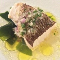 銀座うかい亭 - 鯛はアサリスープ仕立で