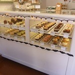 Love At First Bite - 料理写真:店内