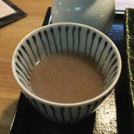 日進月歩 - そば湯 つゆを少し入れてます