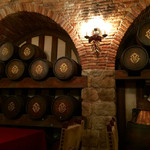 マゼランズ - ワインセラーのある、秘密の部屋