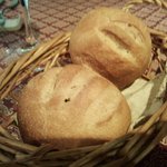 シラノ・ド・ベルジュラック - パンは自家製の全粒粉