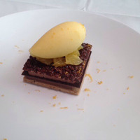 Benoit Alain Ducasse - カミさんのオーダー、イチオシデザート