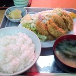 竹内食堂 - カキフライ定食　880円