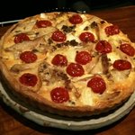 クープ・ド・ワイングロッサリー - 白アスパラのキッシュ。絶品。